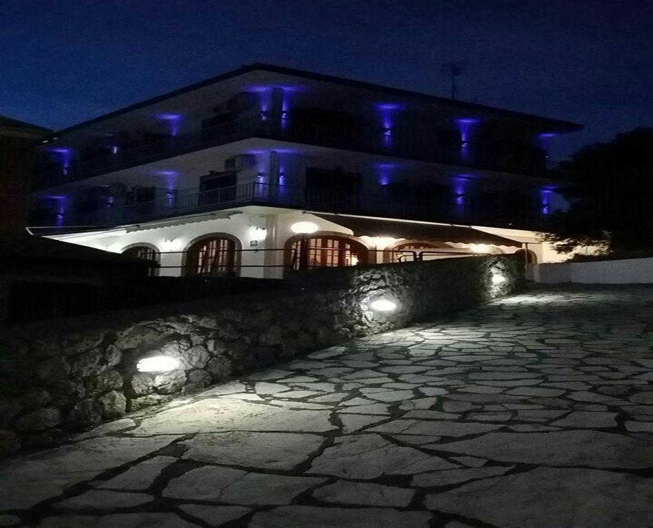 Thomas Art Hotel Pelekas Exterior foto